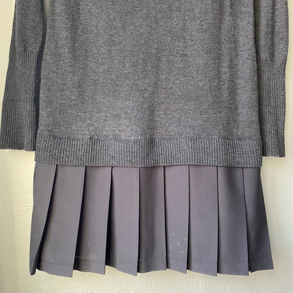 Soft Surroundings Chloe Gray Turtleneck Sweater Dress Pleated Skirt Tall Small - Picture 8 of 11